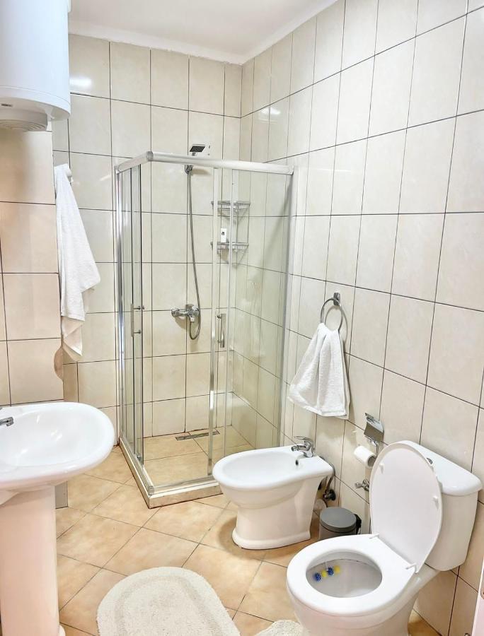 Mh Apartment, Free Parking, Flexible Check In Тирана Екстериор снимка